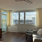 City Apartment - Laim - Mountain View