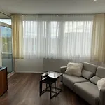 City Apartment - Laim - Mountain View