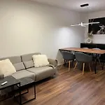 City Apartment - Laim - Mountain View